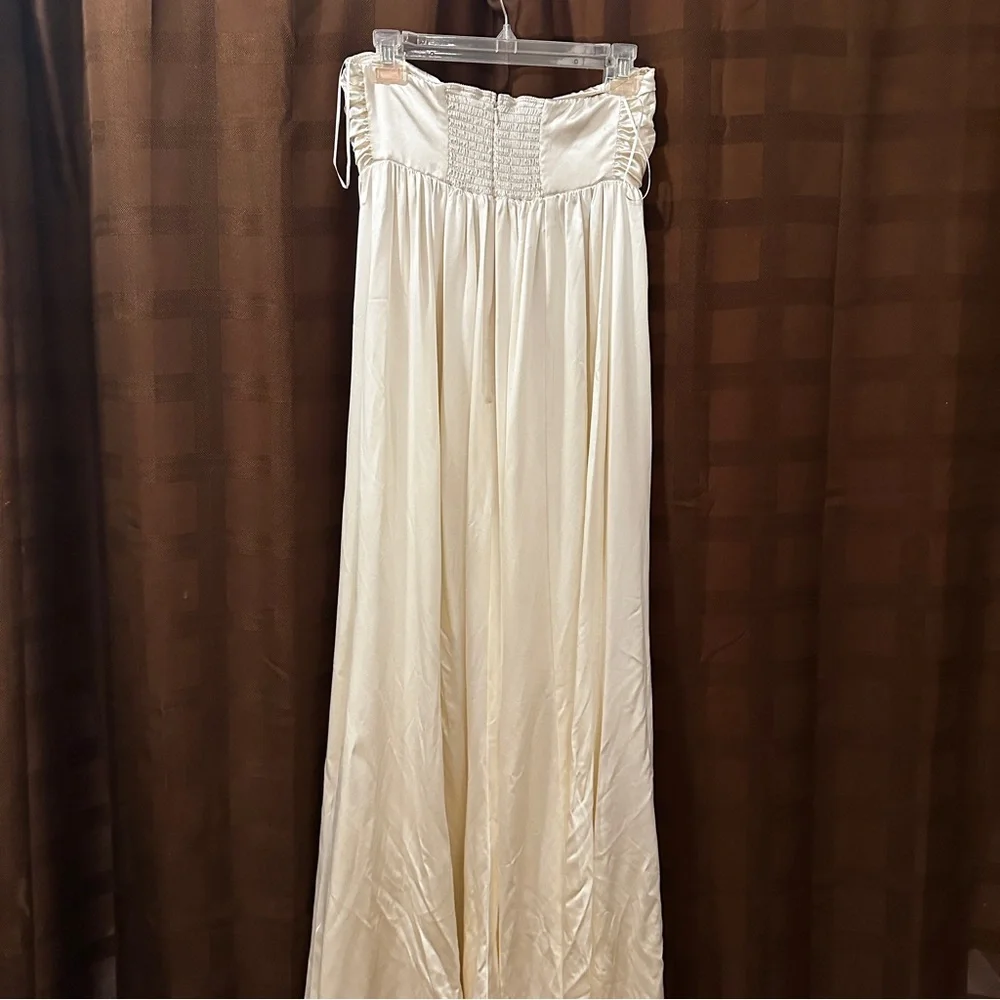 NWT Reformation Gabbie Silk Dress Gown Ivory White Size 4 - Picture 10 of 10